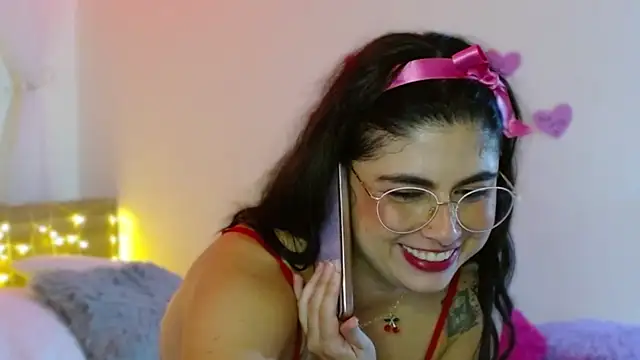 Juliietha servas online show from February 2025 02:58:01 AM