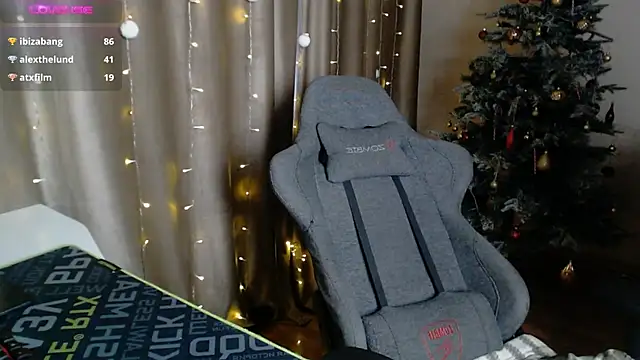 MargoFoxy online show from December 2024 11:01:01 AM