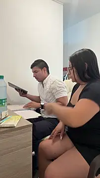 Sol biglips online show from December 2025 03:50:02 PM