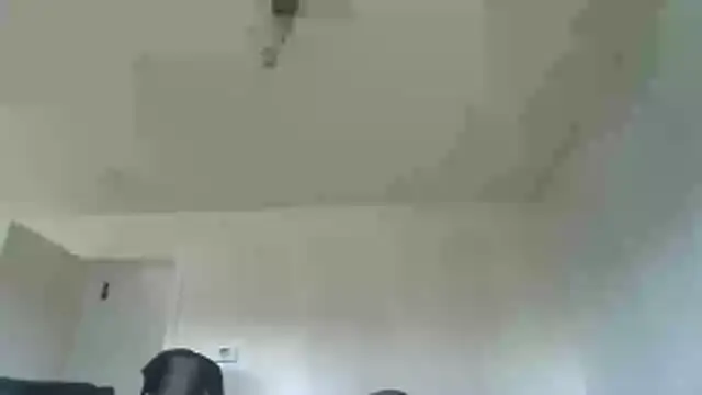 oopsxx online show from April 2026 05:27:01 PM