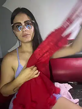 Azuna25 online show from February 2026 07:57:02 PM