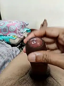 Snapshot of AUNTY1984 chatting on September 2025 06:02:02 AM AUNTY1984 online show from September 2025 06:02:02 AM