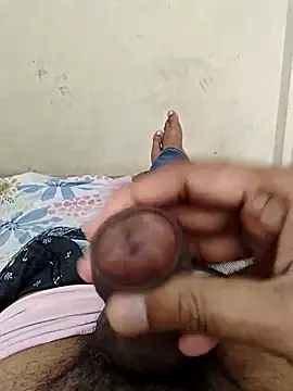 Snapshot of AUNTY1984 chatting on October 2025 06:43:01 AM AUNTY1984 online show from October 2025 06:43:01 AM