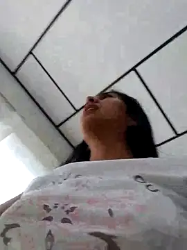 Snapshot of Valeer_abby chatting on January 2025 02:20:01 PM Valeer abby online show from January 2025 02:20:01 PM