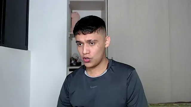 kaiine190 online show from February 2026 10:31:01 PM