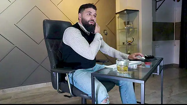 mattmasterss online show from February 2025 11:21:02 PM