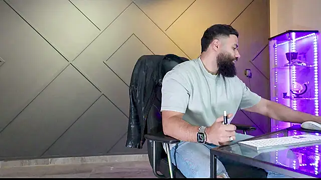 mattmasterss online show from March 2025 12:31:01 AM