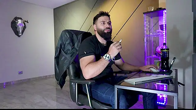 mattmasterss online show from March 2025 05:49:02 PM