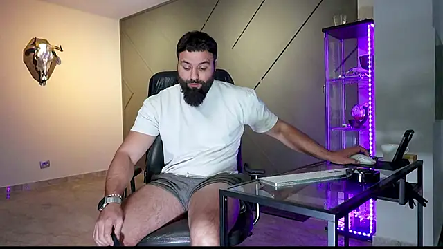 mattmasterss online show from March 2025 03:21:01 PM