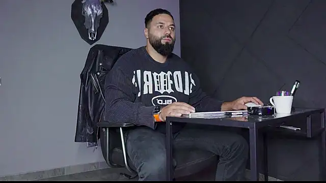 mattmasterss online show from September 2025 02:56:02 AM