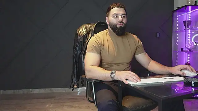 mattmasterss online show from March 2026 09:18:02 PM