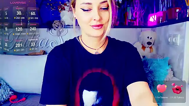  JuliaSpace  online show from December 2025 08:24:02 PM