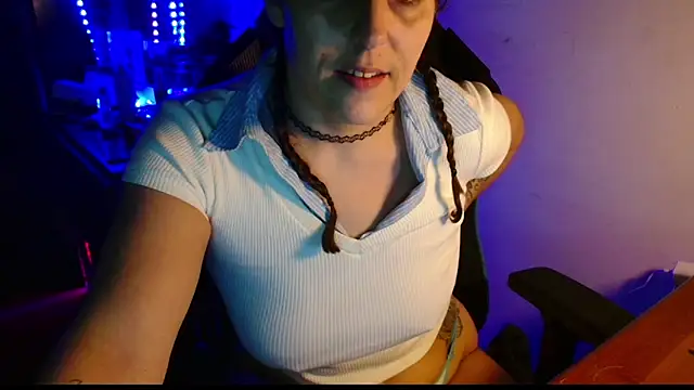 bratty niagara online show from February 2026 08:45:01 PM