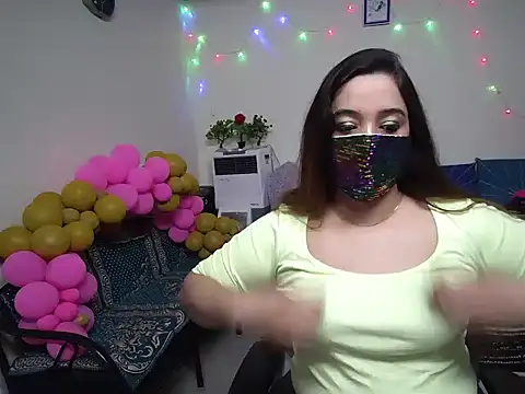 Snapshot of Arushisingh8888 chatting on January 2025 08:32:02 AM Arushisingh8888 online show from January 2025 08:32:02 AM