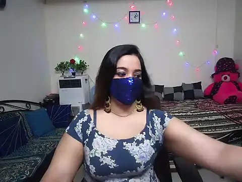 Snapshot of Arushisingh8888 chatting on February 2025 10:37:02 AM Arushisingh8888 online show from February 2025 10:37:02 AM