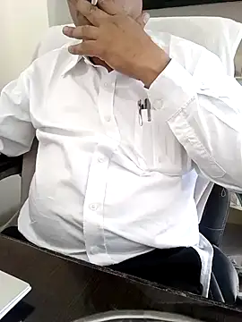 Snapshot of Hot-man39 chatting on December 2024 08:44:02 AM Hot-man39 online show from December 2024 08:44:02 AM