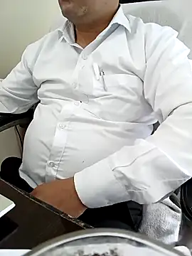 Snapshot of Hot-man39 chatting on January 2025 10:51:02 AM Hot-man39 online show from January 2025 10:51:02 AM