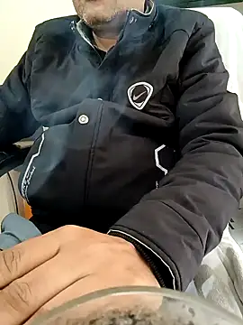 Snapshot of Hot-man39 chatting on February 2025 04:26:02 AM Hot-man39 online show from February 2025 04:26:02 AM