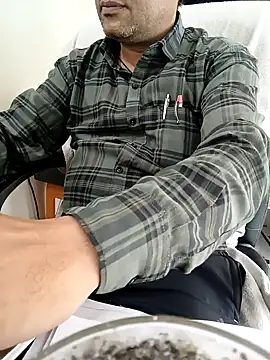 Snapshot of Hot-man39 chatting on February 2025 09:19:01 AM Hot-man39 online show from February 2025 09:19:01 AM