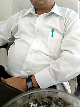 Snapshot of Hot-man39 chatting on March 2025 06:00:02 AM Hot-man39 online show from March 2025 06:00:02 AM