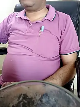 Snapshot of Hot-man39 chatting on March 2026 07:01:02 AM Hot-man39 online show from March 2026 07:01:02 AM
