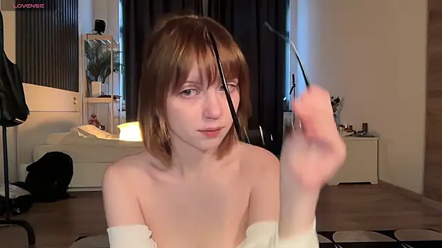 electric babe online show from November 2025 11:32:02 AM