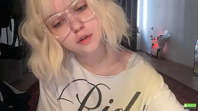 Snapshot of electric_babe chatting on July 2026 02:10:01 PM electric babe online show from July 2026 02:10:01 PM
