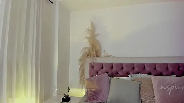 Emelyy Carter online show from March 2025 07:38:01 PM