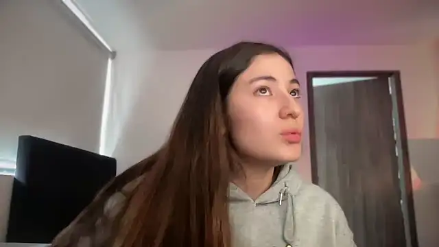 Snapshot of Princ3ssgabi chatting on October 2025 08:44:01 PM Princ3ssgabi online show from October 2025 08:44:01 PM