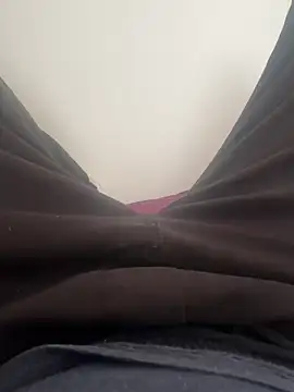 Snapshot of PLUK16 chatting on March 2025 02:10:02 PM PLUK16 online show from March 2025 02:10:02 PM