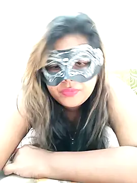 Snapshot of littlequeen77 chatting on February 2025 10:21:02 AM littlequeen77 online show from February 2025 10:21:02 AM