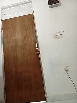 Snapshot of littlequeen77 chatting on March 2025 08:19:02 AM littlequeen77 online show from March 2025 08:19:02 AM