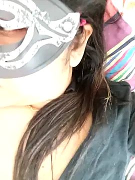 Snapshot of littlequeen77 chatting on March 2025 10:56:01 PM littlequeen77 online show from March 2025 10:56:01 PM