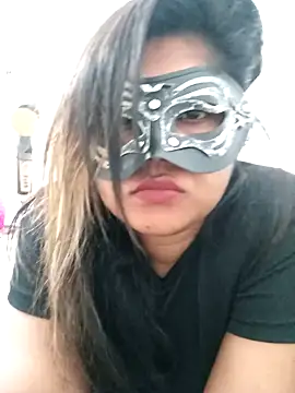 Snapshot of littlequeen77 chatting on March 2025 04:06:02 AM littlequeen77 online show from March 2025 04:06:02 AM