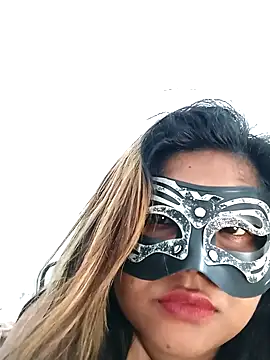 Snapshot of littlequeen77 chatting on March 2025 08:39:01 AM littlequeen77 online show from March 2025 08:39:01 AM