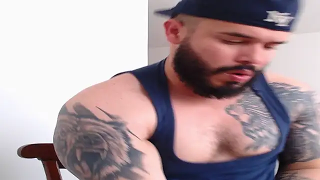 alexandergranda71 online show from December 2024 04:54:01 PM