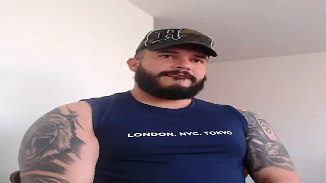 alexandergranda71 online show from December 2024 02:36:02 PM