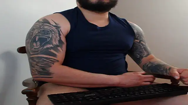 alexandergranda71 online show from March 2025 03:20:01 PM