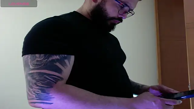 alexandergranda71 online show from October 2025 03:30:01 PM