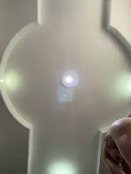 emiss  online show from November 2025 01:42:02 PM