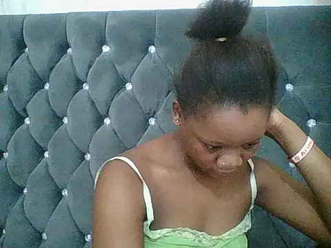 HotJeylee online show from December 2025 09:22:02 PM