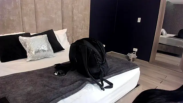 PaulinaDuarte online show from March 2026 11:17:01 AM