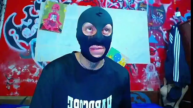 Snapshot of deivid_estrada chatting on July 2026 04:45:02 PM deivid estrada online show from July 2026 04:45:02 PM