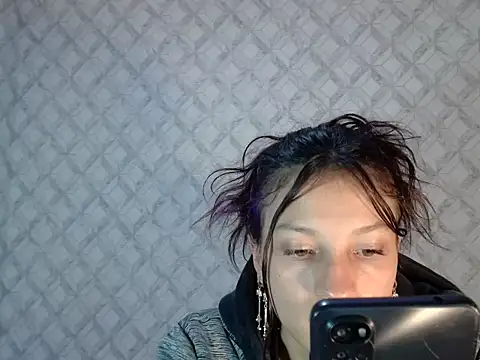 Emma-Wilson online show from March 2026 12:05:02 PM