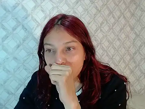 Snapshot of Emma-Wilson chatting on June 2026 03:48:01 AM Emma-Wilson online show from June 2026 03:48:01 AM