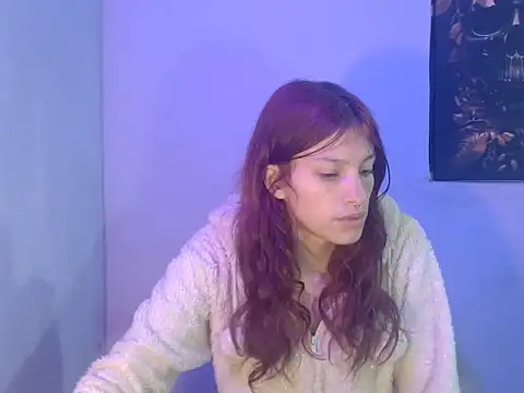 Snapshot of Emma-Wilson chatting on July 2026 02:05:17 AM Emma-Wilson online show from July 2026 02:05:17 AM
