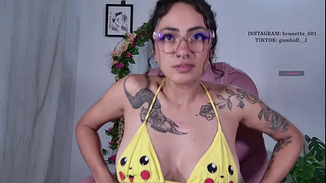 Snapshot of paula_brunette chatting on July 2026 03:53:02 AM paula brunette online show from July 2026 03:53:02 AM