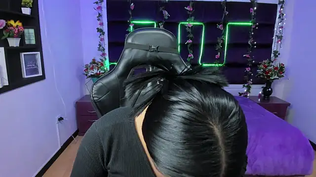 sweelanna   online show from February 2025 09:31:02 AM