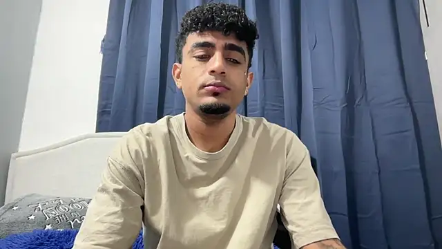 dominic brandd23 online show from October 2025 05:18:02 AM