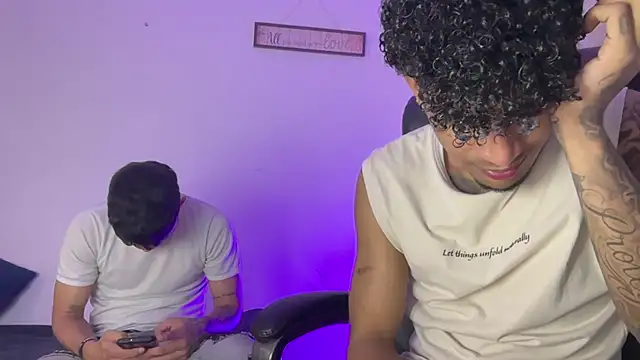 Snapshot of dominic_brandd23 chatting on February 2026 01:21:01 AM dominic brandd23 online show from February 2026 01:21:01 AM